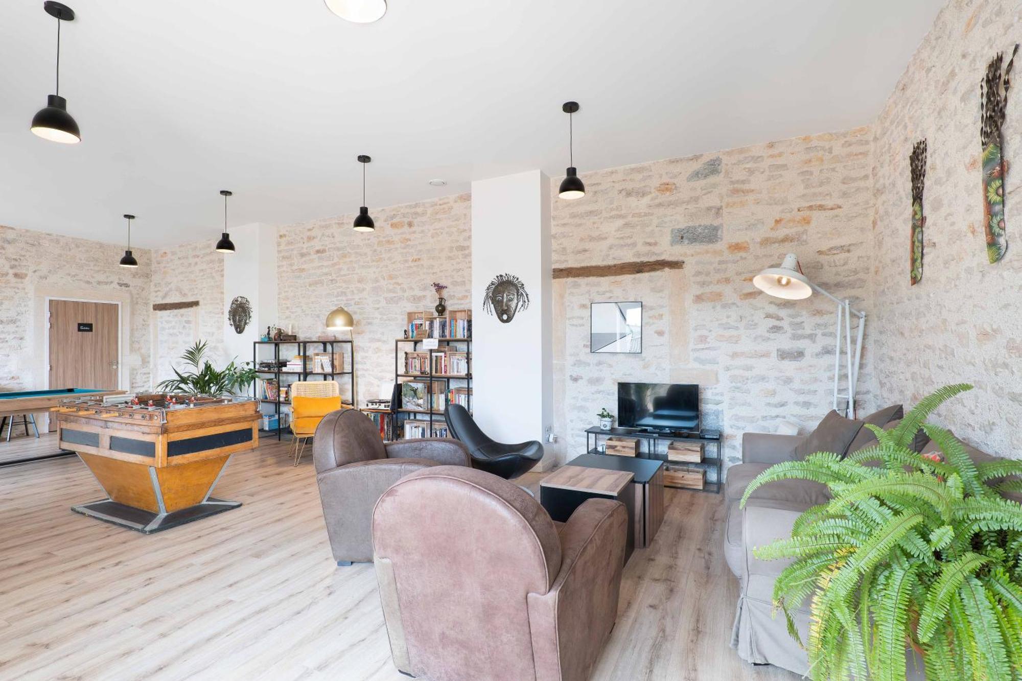 Chez Romain Solutre-Pouilly Экстерьер фото