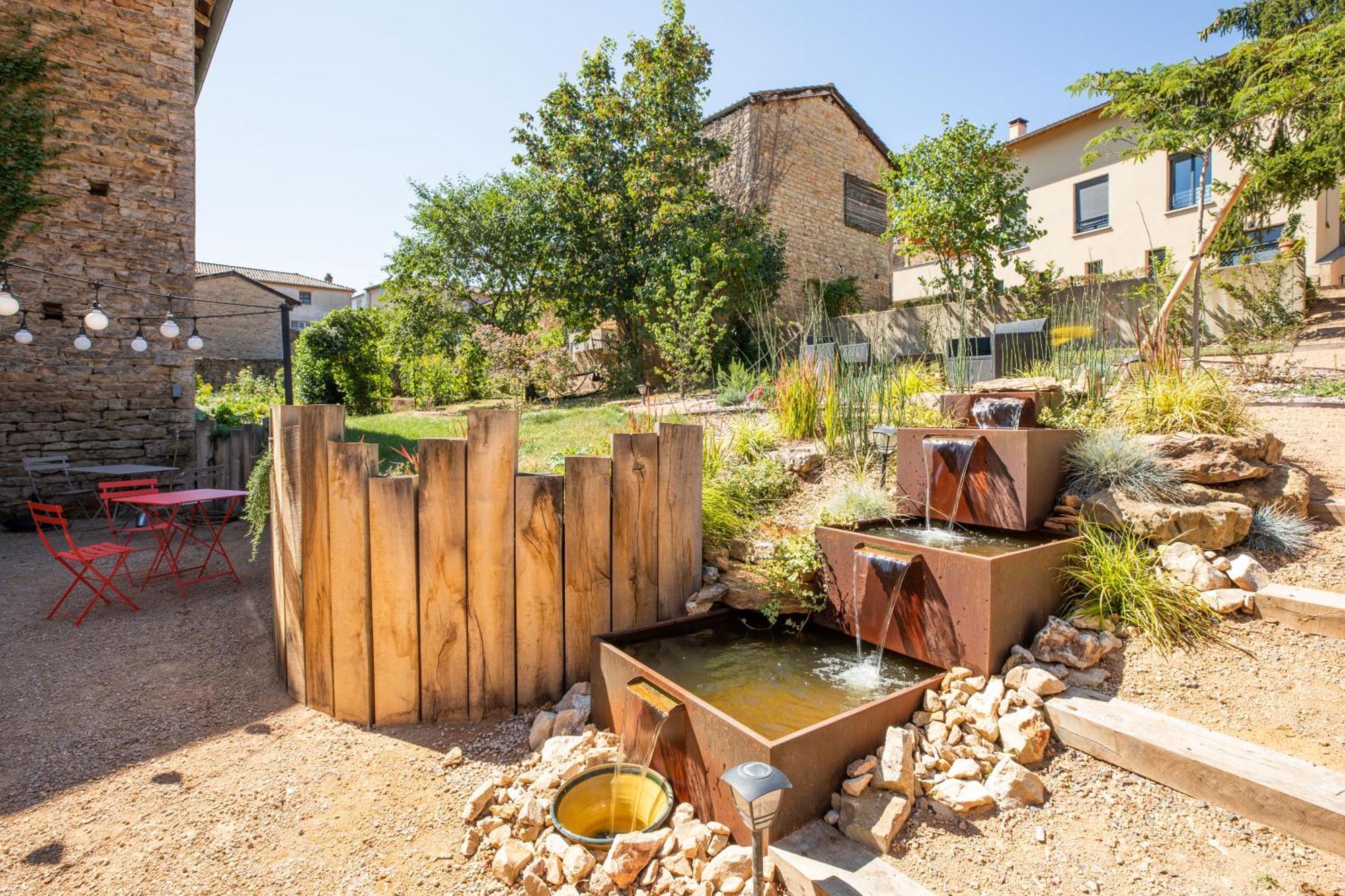 Chez Romain Solutre-Pouilly Экстерьер фото